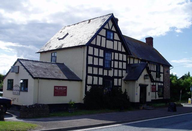 New Inn, St Owens Cross