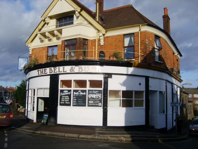 Bell & Buck, Barnet