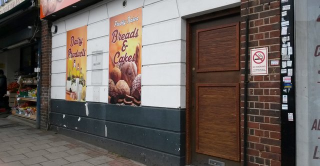 Cat & Lantern, Barnet