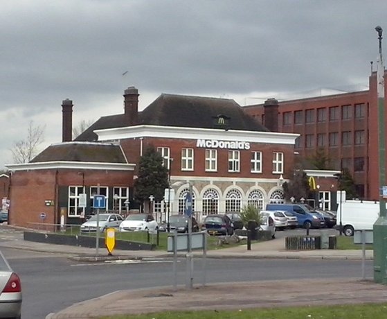 Red Lion, Borehamwood