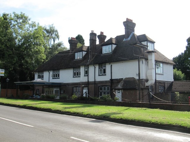 Bobsleigh Inn, Bovingdon