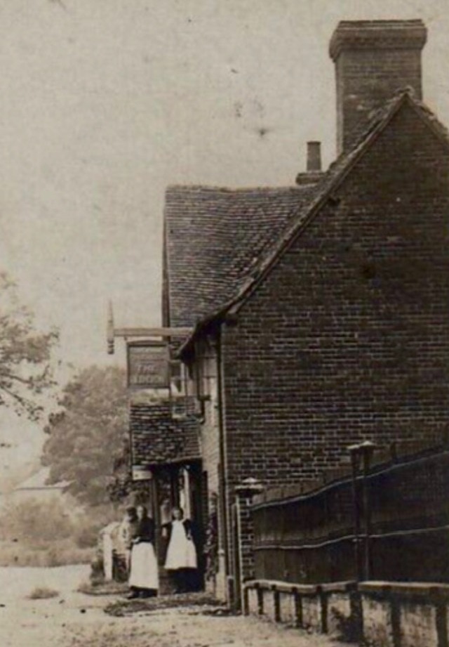 The Countryman, Chipping