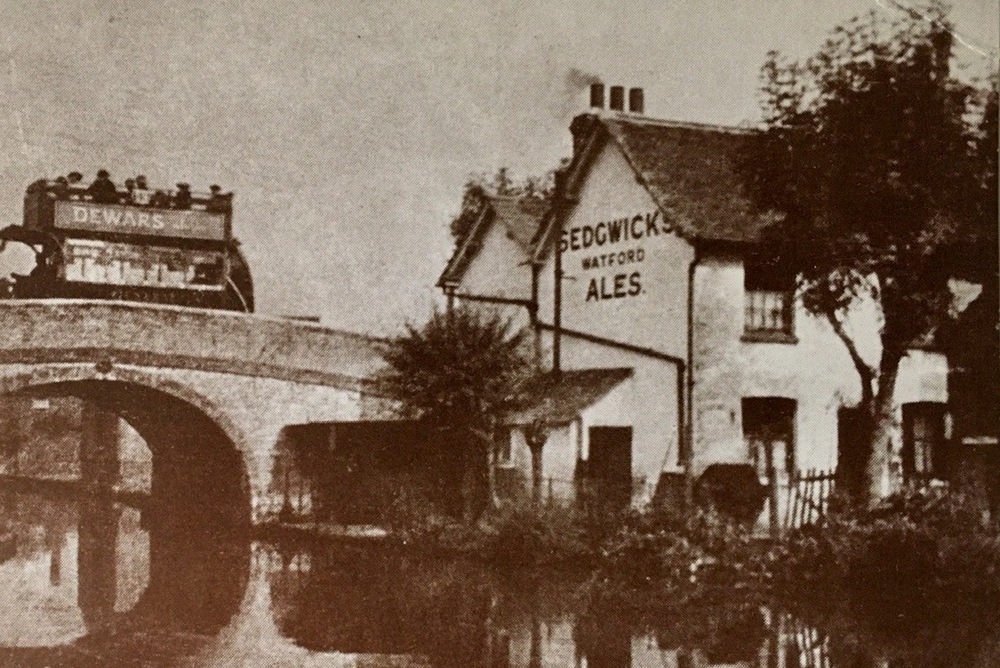 Halfway House, Croxley Green