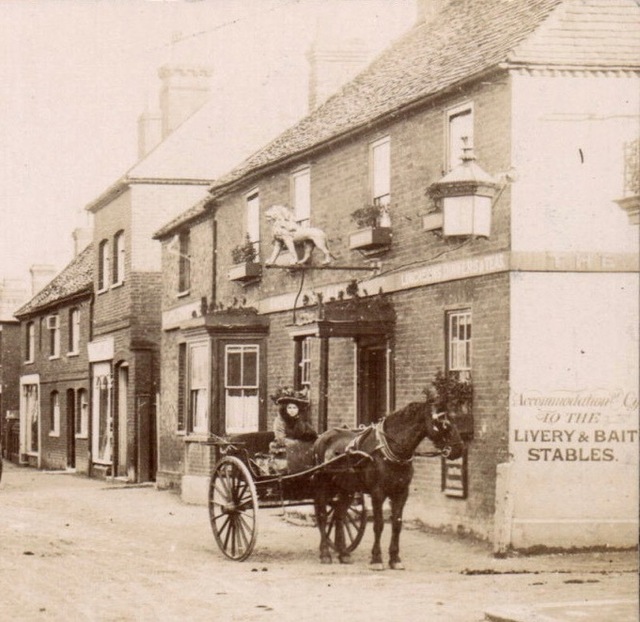Red Lion, Elstree
