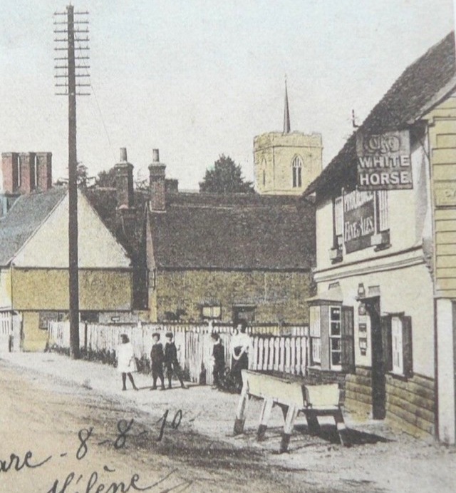 White Horse, High Cross