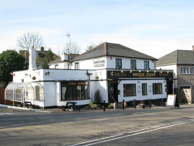Bridge House, Potters Bar