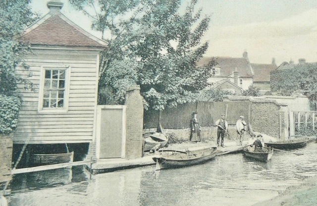 Pied Bull, Stanstead Abbotts