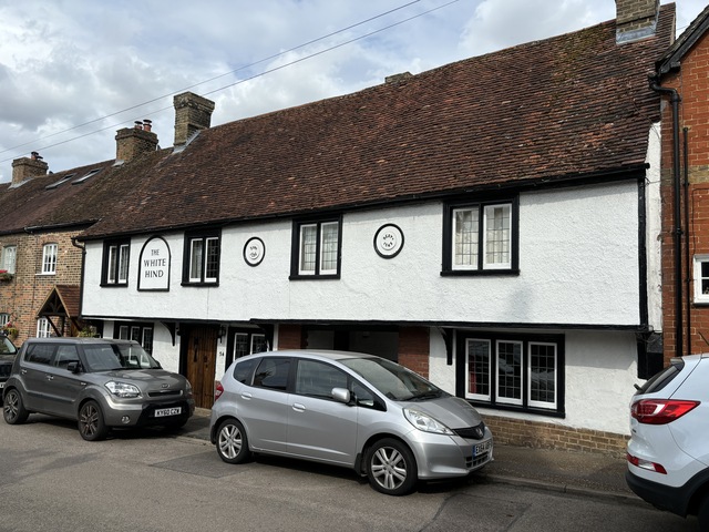 White Hind, Thundridge