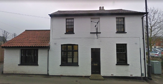 Red Lion, Ware