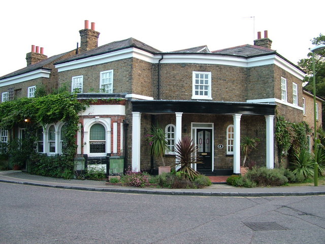 Station Hotel, Ware