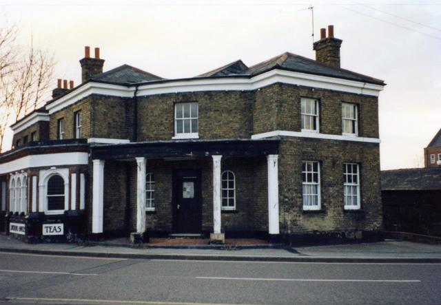 Station Hotel, Ware