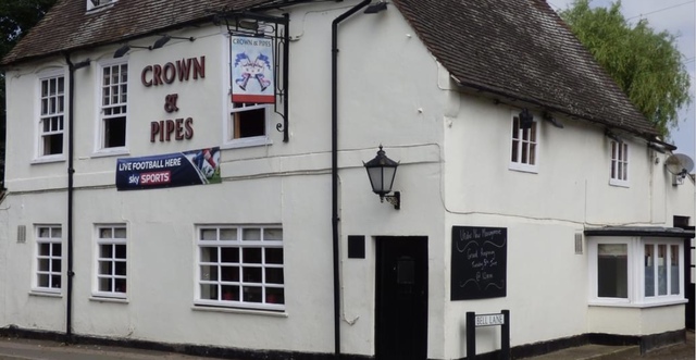 Crown & Pipes, Fenstanton
