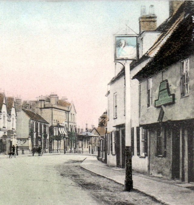 White Swan, Godmanchester