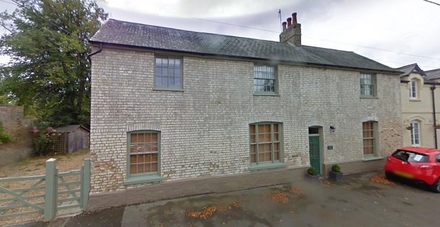 Half Moon & Stars, Woodhurst