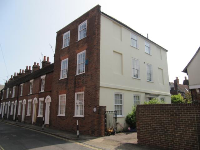 Eight Bells, Canterbury