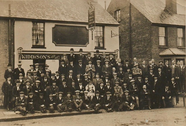 Who'd Have Thought It, Dartford