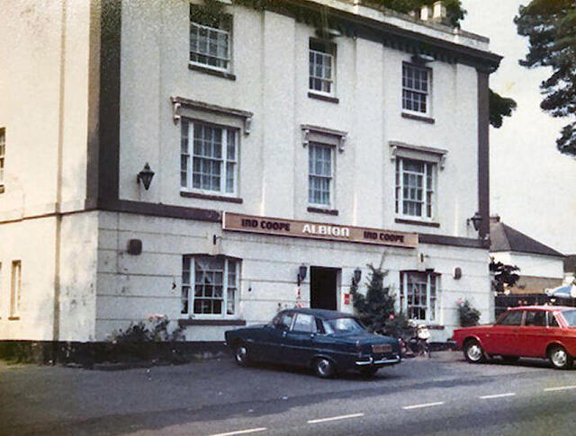 The Albion, Edenbridge