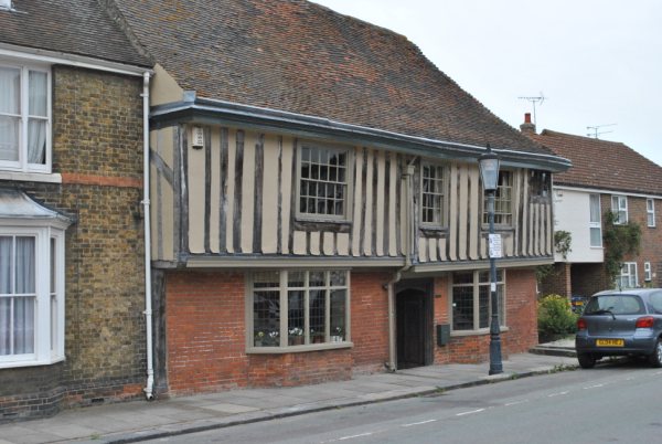 The Globe, Faversham