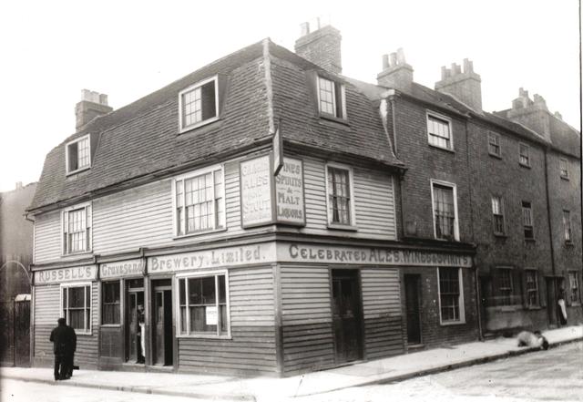 The Britannia, Gravesend