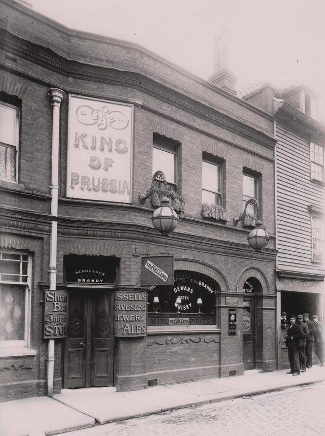 King Of The Belgians, Gravesend