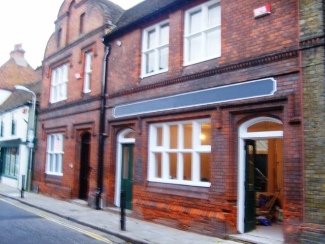 The Greyhound, Sandwich