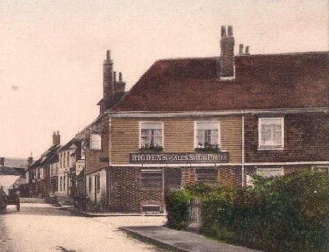 Old Flying Horse, Wye