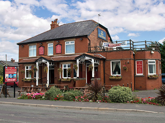 New Fleetwood, Banks