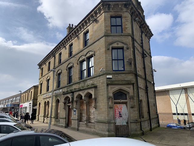 Well Hall Hotel, Burnley