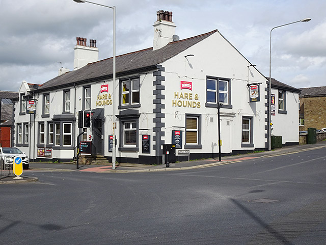 Hare & Hounds, Clayton Le Moors