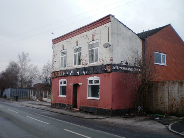 Bowling Green, Droylsden