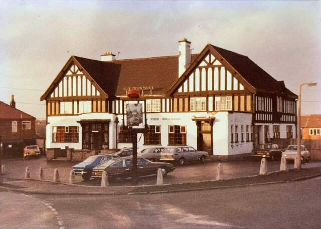 The Sundial, Droylsden