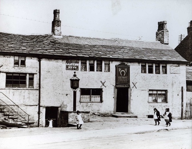 The Horseshoe, Littleborough