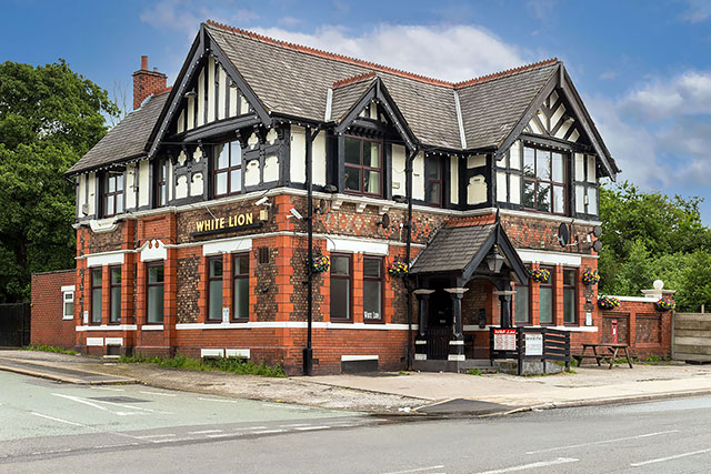White Lion, Little Hulton