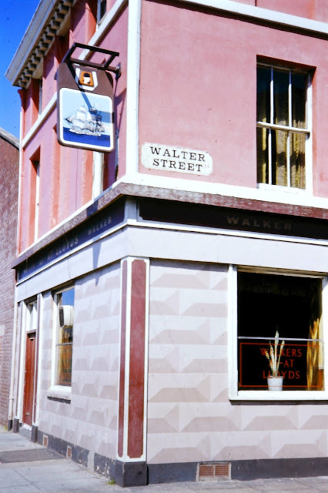 A1 At Lloyds, Liverpool