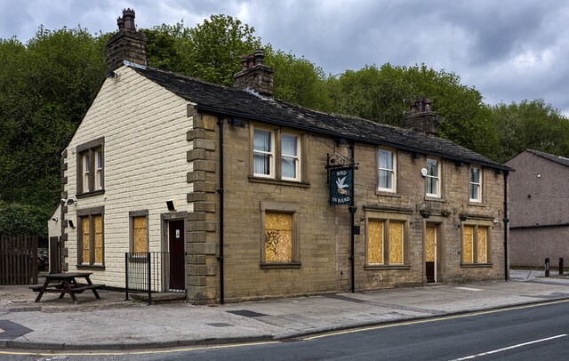 Bird In Hand, Newhey