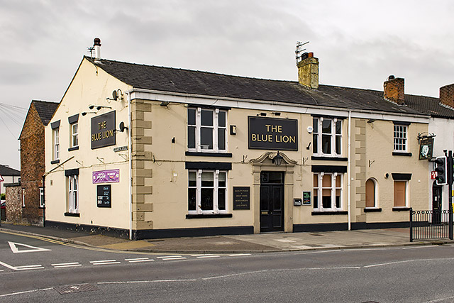 Blue Lion, Newton Le Willows