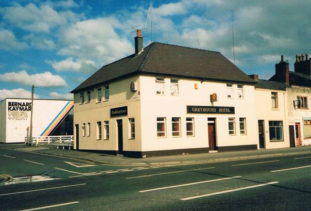 The Greyhound, Preston