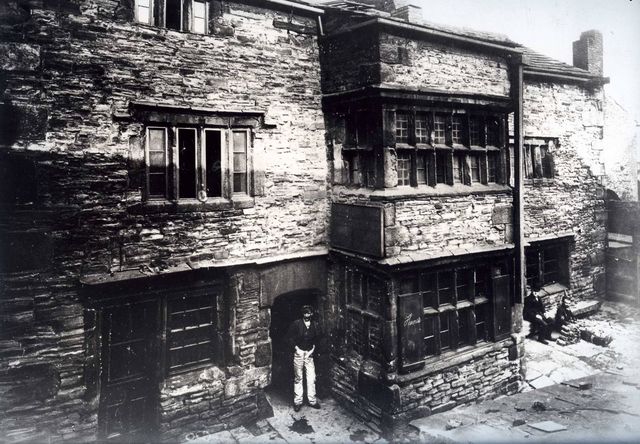 Amen Corner, Rochdale