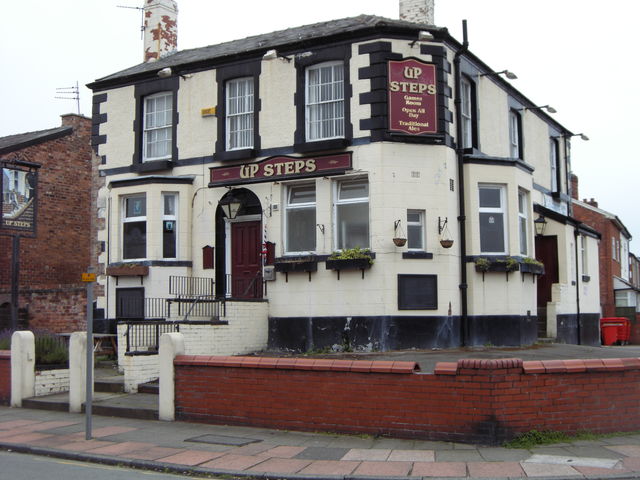 Up Steps, Southport