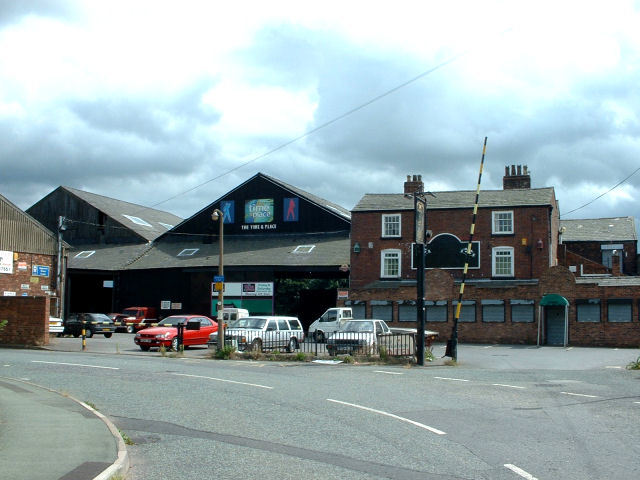 Mississippi Showboat, Warrington