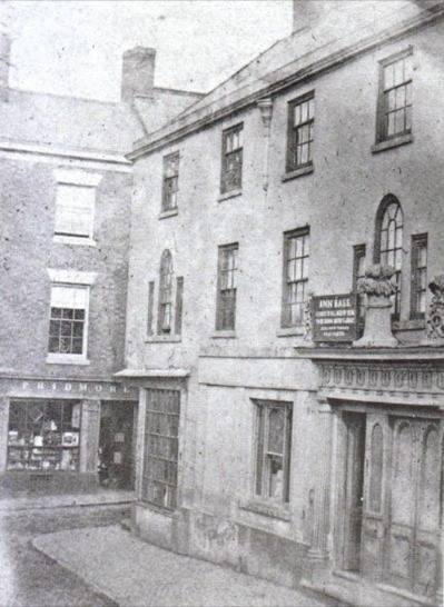 Bulls Head, Hinckley