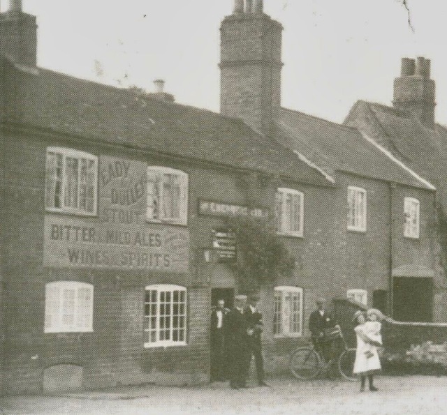 The Chequers, Tur Langton