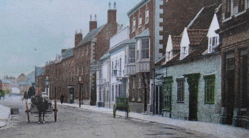 Horse & Groom, Bourne