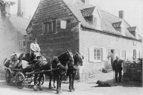 Old Red Lion, Caythorpe