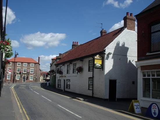 White Hart, Crowle
