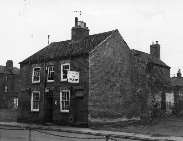 The Dolphin, Grantham