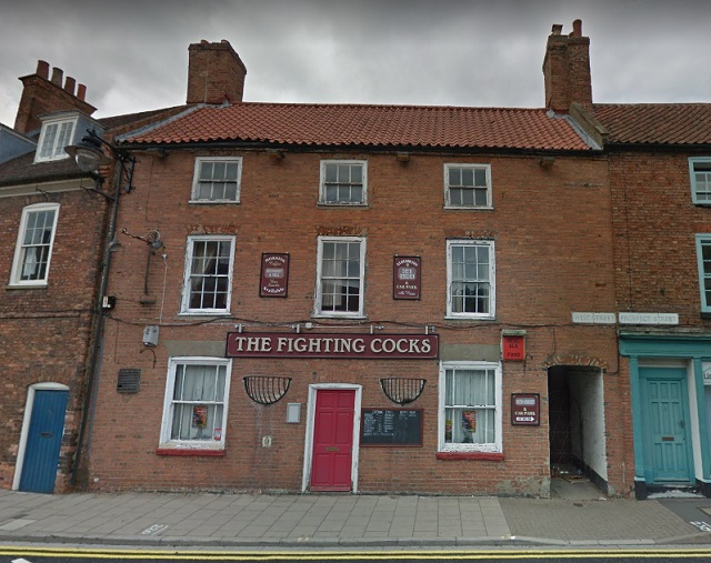 Fighting Cocks, Horncastle