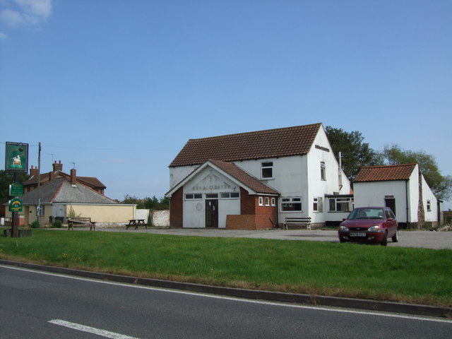 Axe & Cleaver, Huttoft