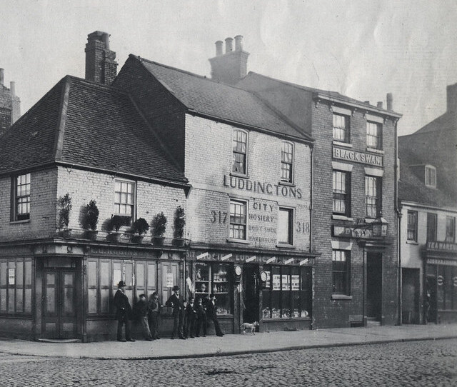 Black Swan, Lincoln