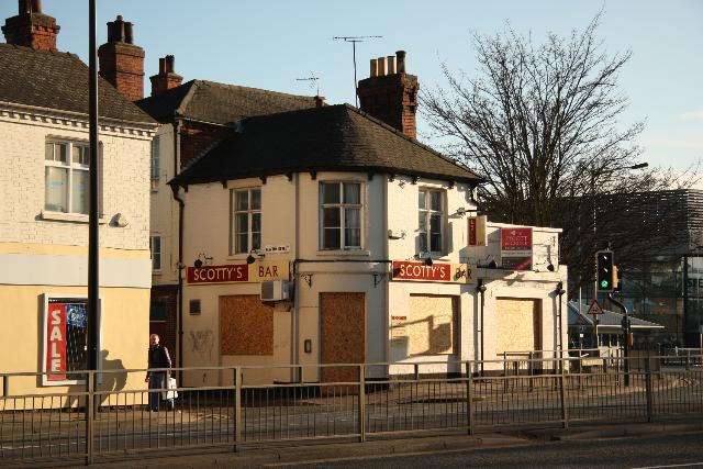 Crown & Cushion, Lincoln